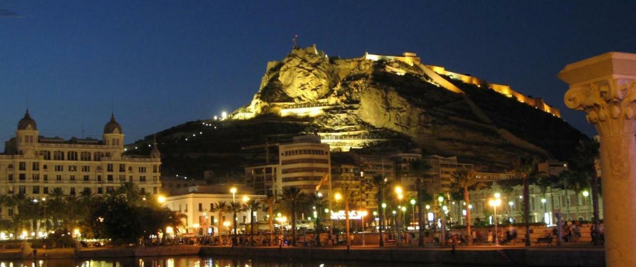 Un Lujo En El Corazon De Αλικάντε Εξωτερικό φωτογραφία
